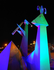 Подсветка скульптур на площади Торонто в Эйлате