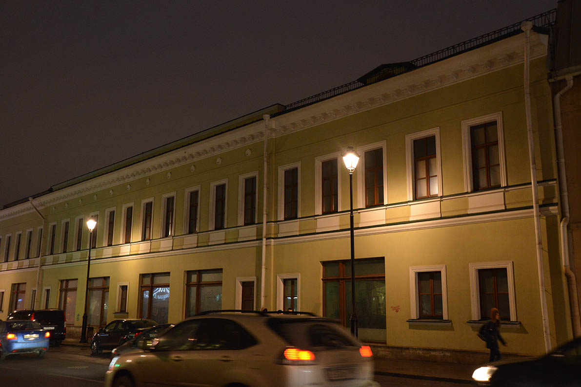 Наружное освещение на Покровской улице (опоры)
