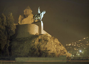 Освещение памятника Горгасали (Тбилиси)